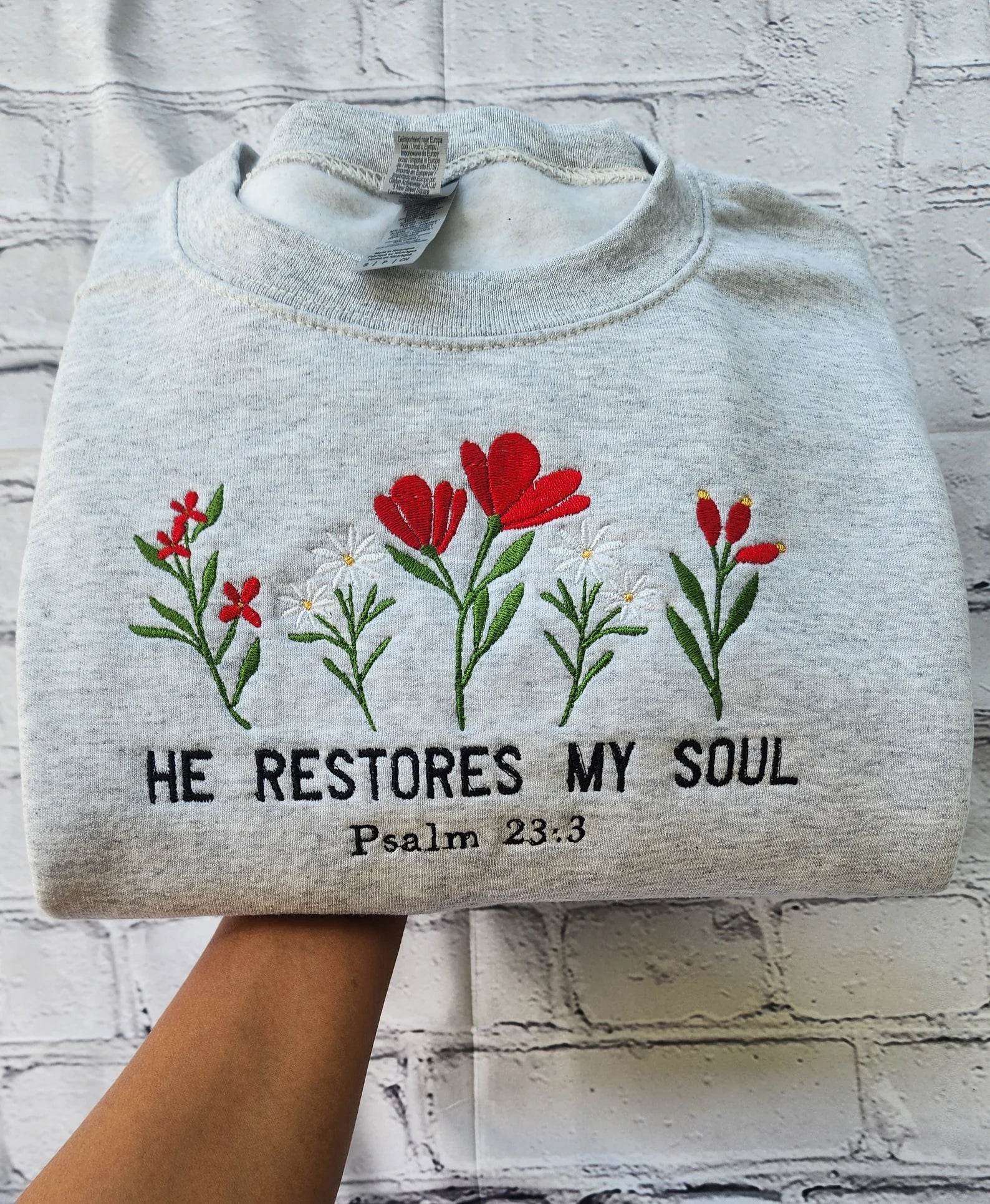 Floral embroidered crewneck sweatshirt for women winter