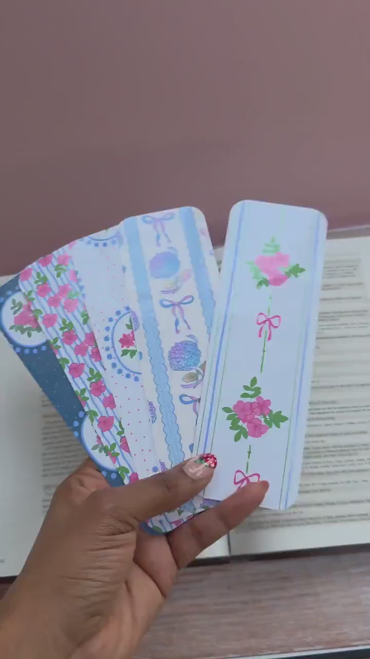 coquette-floral-bookmarks